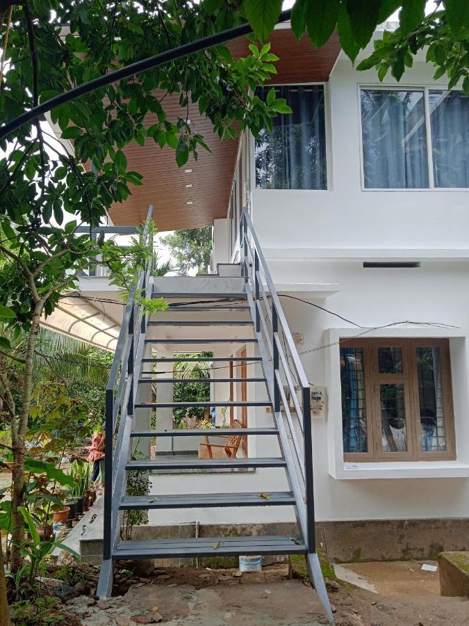 High Shine Homestay Meppādi Exterior photo
